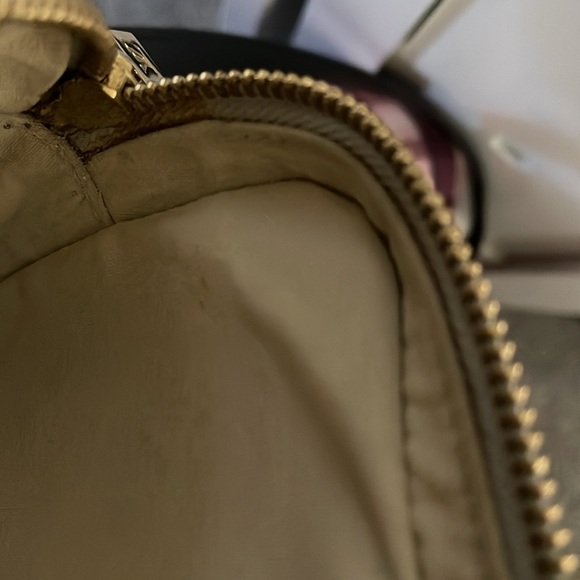 Louis Vuitton Mini Juliet shoulder bag - Picture 14 of 14